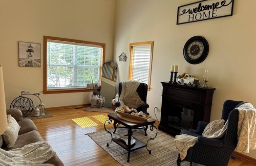 Dogue House | Cozy River View House