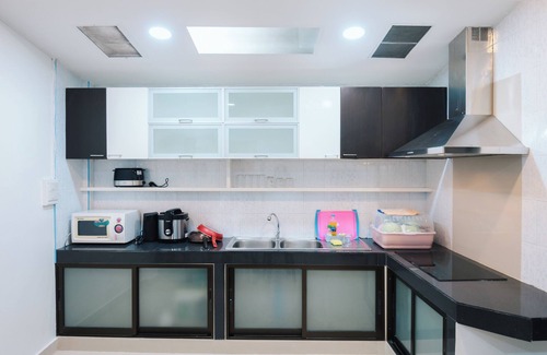 Hat Yai House | Cozy ,secure, close to town,night market & walking distance to central festival.