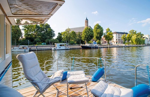 Havelsee Boat Rental | Cozy ship in Havelsee OT Kützkow