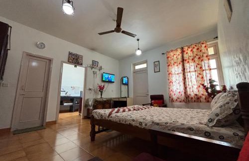 Sinquerim Apartment | Cozy SpaceX