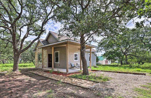 Spring Branch House | Cozy Spring Branch Cottage in Hill Country!
