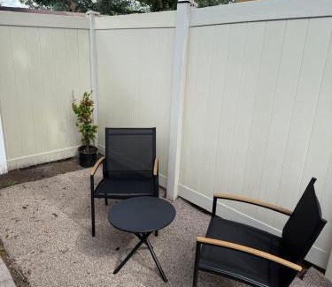 Bearss Plaza House | Cozy Stay in Tampa