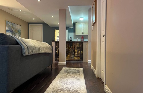 Whitby Apartment | Cozy Stay Near Whitby Downtown – 9 Mins to the Lake, Wildlife & Nature Trails!