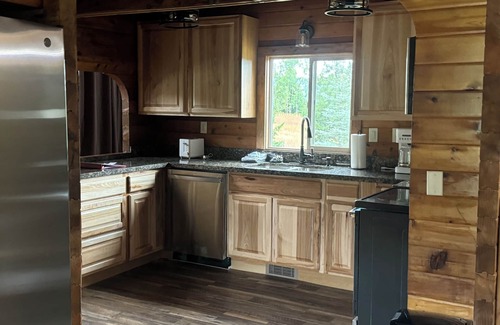 Bedford Cabin | Cozy Strawberry Creek Cabin with WiFi bordering forest in Bedford, WY