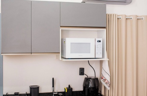 Conceicao Apartment | Cozy studio 30 seconds from Bosque and everything you need within a 2-minute walk!