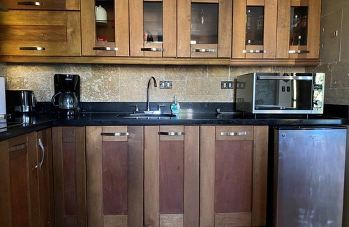 Antigua Guatemala Apartment | Cozy Studio In Quiet Condo With Heated Pool