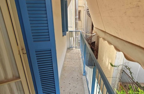 Exarhia Apartment | Cozy studio with AC and fast WiFi in charming Athina
