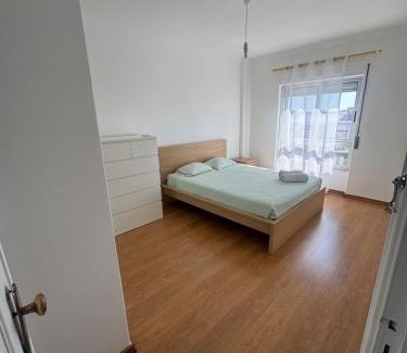 Queluz Apartment | Cozy T3 Monte Abraão