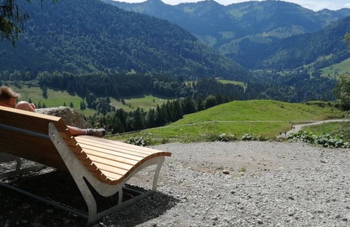 Wiedemannsdorf Apartment | Cozy vacation apartment Löwenzahn in Oberstaufen for families