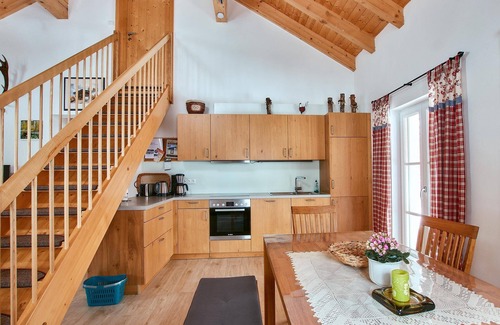 Mauth House | Cozy vacation home with its own sauna.