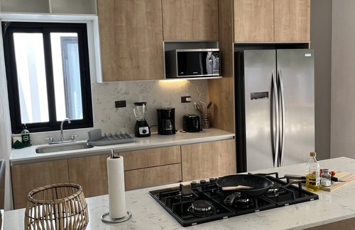 Chiltiupan Villa | Cozy Villa, El Zonte beach, Surf City 🌊🏄‍♂️