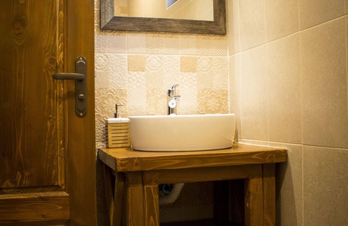 Samokov Villa | Cozy villa with fireplace - only 9 km. from the ski slopes!