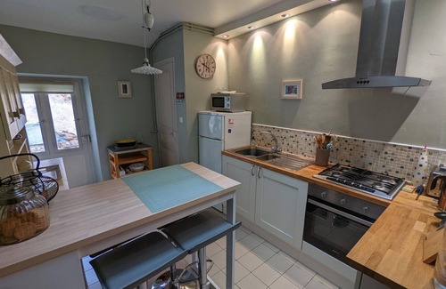 Charente Limousine Cottage | Cozy Village Home: 3 Beds, Modern Amenities, Cozy Village Retreat, Nearby Tourist Attractions