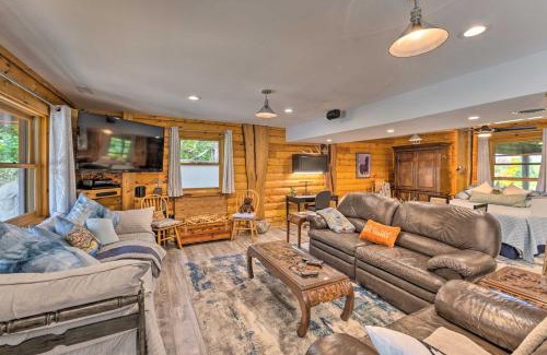Bassett Apartment | Cozy Wisconsin Studio, 11 Mi to Lake Geneva!