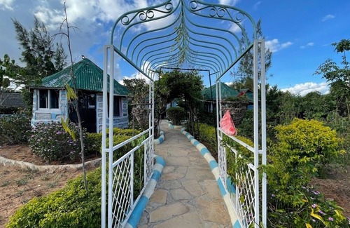 Machakos Apartment | Cozy1-bedroom with WIFI, Pool in enchanting Machakos 2