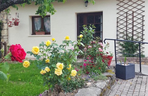 Andert-et-Condon Apartment | Créa'gîte