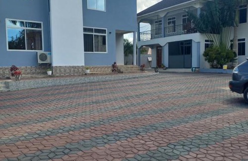 Mbezi House | CR 74 GOBA LODGE