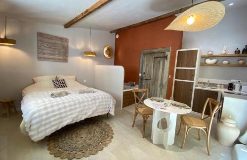 Saint-Etienne Apartment | CRAFT HOME - Studio - BALNEO - PARKING privé