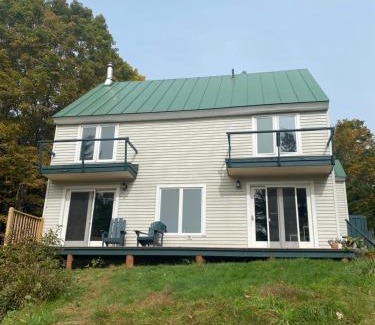 Craftsbury Hotel | Craftsbury Farmhouse