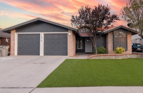 O'Shea Keleher House | Craftsman Charm Comfort 3BDR