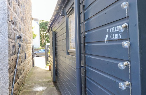 Stornoway Cottage | Creed Cabin