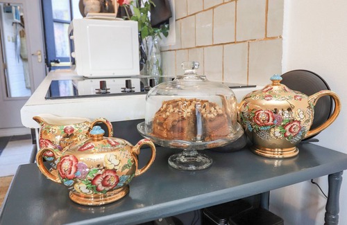 Stornoway Cottage | CREED CABIN, pet friendly, character holiday cottage in Stornoway