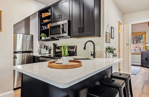 Fall River Estates Condo | Creekside Suite 02 River View!