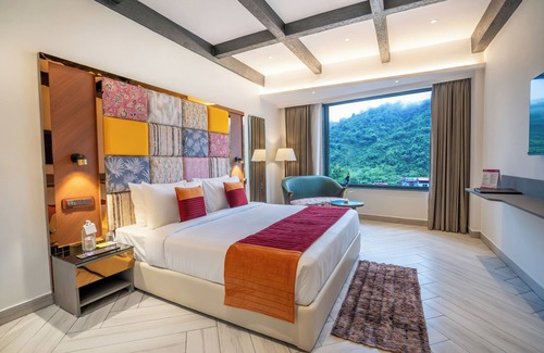 Bullawala Hotel | Crestorio Resort & Spa Dehradun