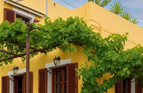 Skotino House | Cretan Magnolia Gem - Smari Cozy Getaway