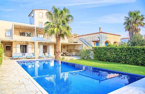 Dramia Villa | Cretan Mansion with Heated Swimming Pool