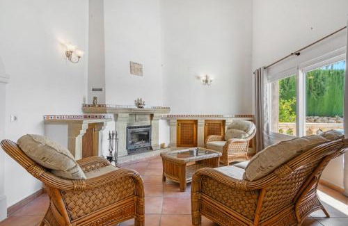 Ermita Villa | Cristina