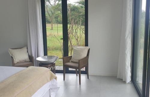 Schoemanskloof Apartment | Crocodile Sands River Cabanas