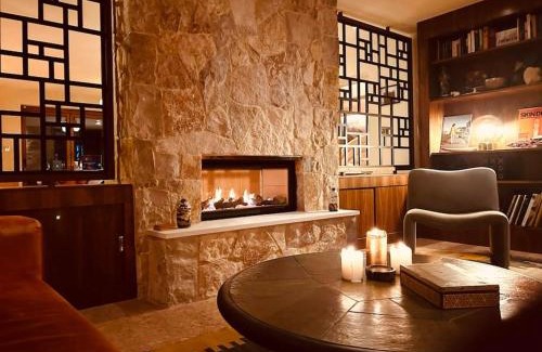 Overstrand House | Cromer Luxury Palm Springs Bungalow with Pool Room