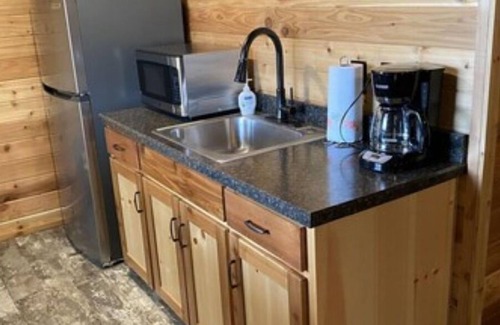 Hamilton Cabin | Crooked Creek Ranch Cabin 11