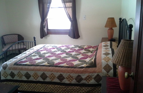 Angola Cottage | Crooked Lake Lakefront Cottage on First Basin