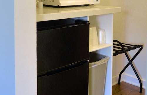 Coronado Hotel | Crown City Inn