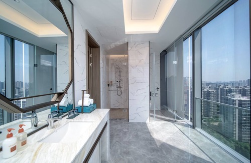 Yuhang District Hotel | Crowne Plaza Hangzhou Linping by IHG