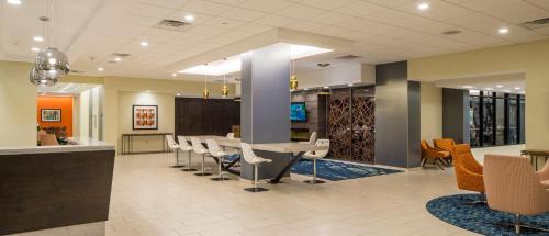 Bethel Park Hotel | Crowne Plaza Hotel and Suites Pittsburgh South by IHG