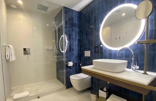 L'Arenas Hotel | Crowne Plaza Nice Grand Arenas by IHG