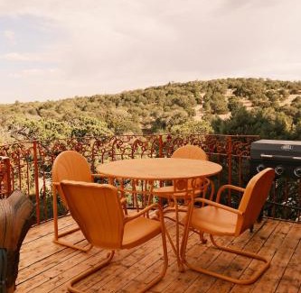 Nogal House | Crows Nest Treehouse At El Mstico Ranch