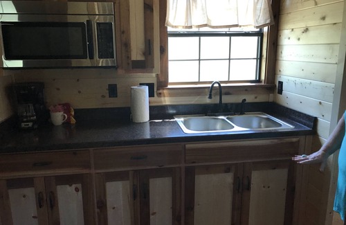 Hamilton Cabin | Cruise Crooked Creek 6