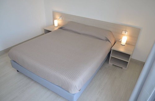 Dormelletto Bed & Breakfast | Crystal bed and breakfast