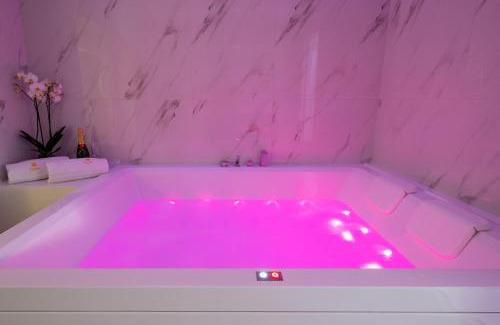 Leverano Bed & Breakfast | CrystalRooms