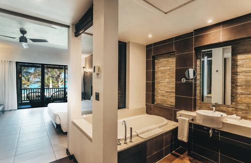 Palmar Hotel | Crystals Beach Resort Belle Mare, a member of Radisson Individuals