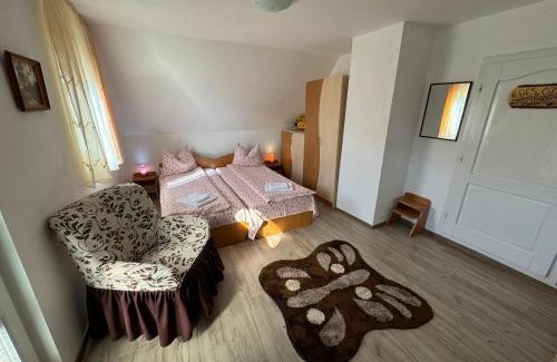 Izvoru Muresului Bed & Breakfast | Csermely Panzio