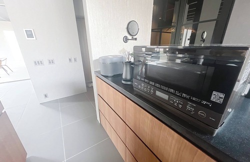 Karatsu House | Curtainless open space BLUE BLACK A luxurious /Karatsu Saga