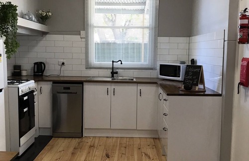 Murray Bridge House | Cute and Cosy II - Events - Workers - Getaways