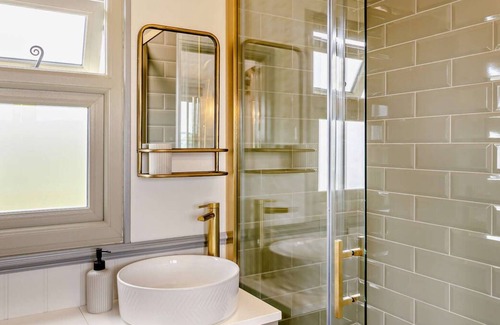 Llanfair Caereinion House | Cwt Eithin in the beautiful Welshpool