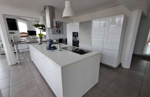 Attigneville House | Cybevasion l'Aquarium Attigneville