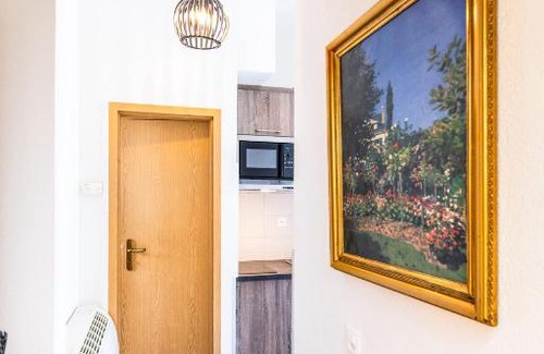 Paquis Navigation Apartment | CytiZen 1-room apt top floor nice view with balcony n61